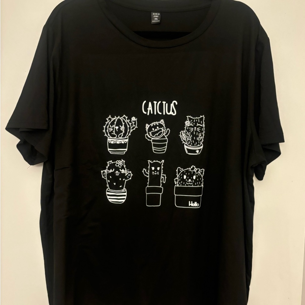 Cactus Graphic Black T-Shirt